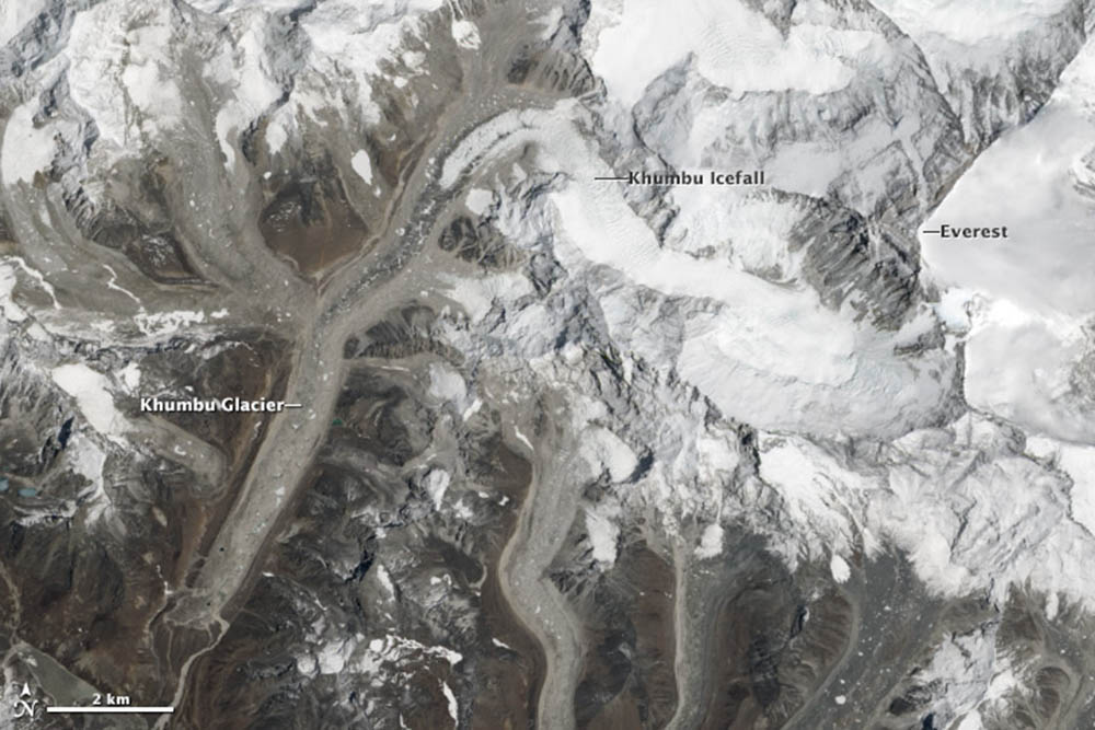Khumbu Glacier in Relation to Everest (NASA/Wikimedia Commons)