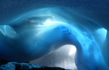 Red Hot and Ice Cold on Erebus