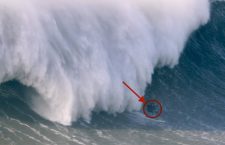 Andrew Cotton breaks back at Nazare